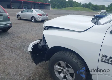 2023 Ram 1500 Classic Slt 4X2 5'7 Box z USA, uszkodzony, nr VIN 1C6RR6LG1PS574556